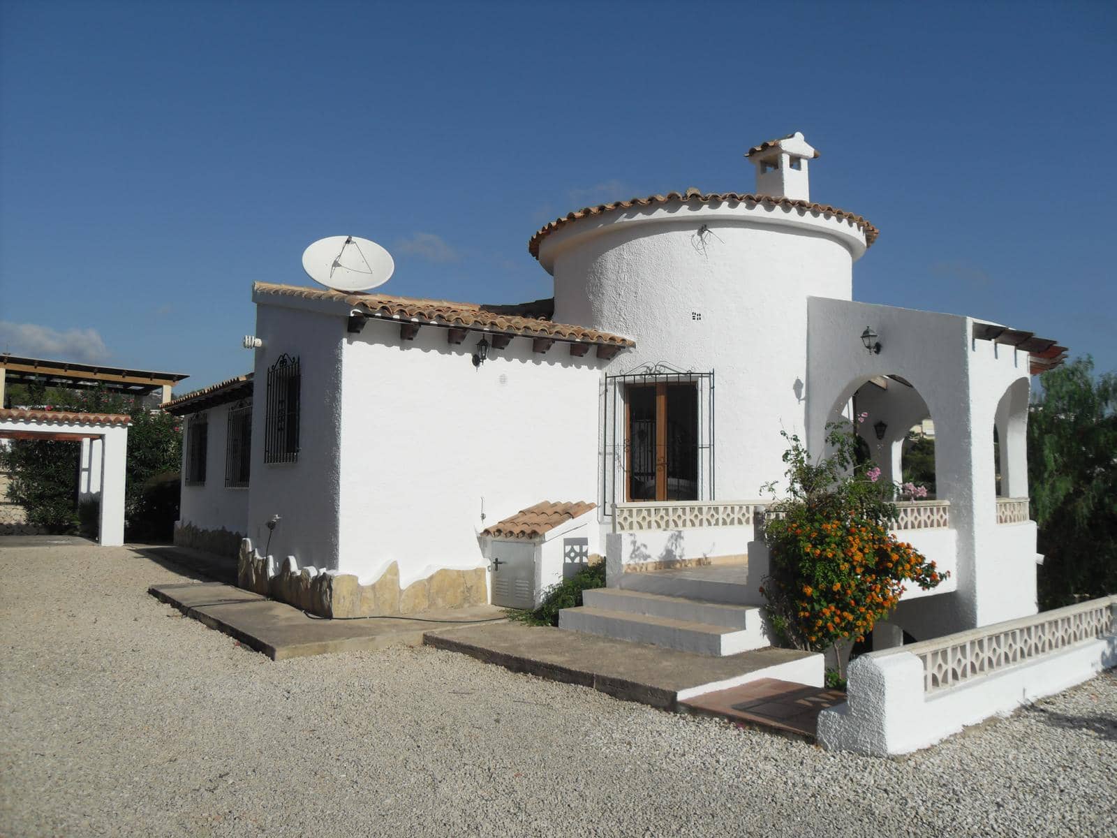 Chalet de 3 habitaciones en Benissa en alquiler - 1.950 € (Ref: 9511440)