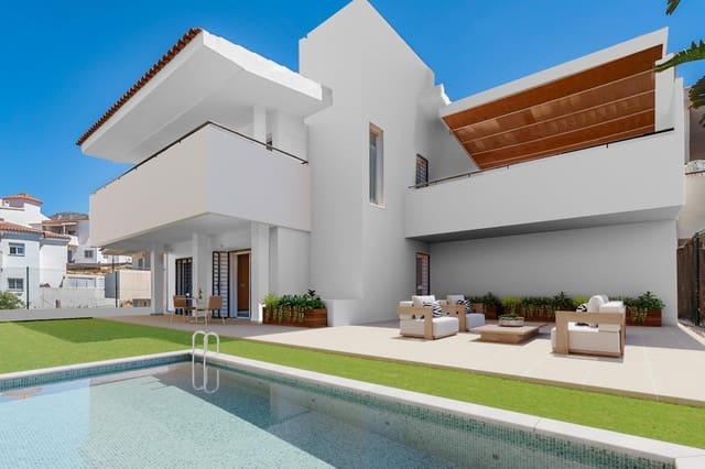 4 soveværelse Villa til salg i Mijas med swimmingpool garage - € 750.000 (Ref: 9756413)