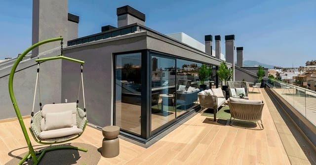 3 sovrum Takvåning till salu i Fuengirola med pool garage - 1 550 000 € (Ref: 9756443)