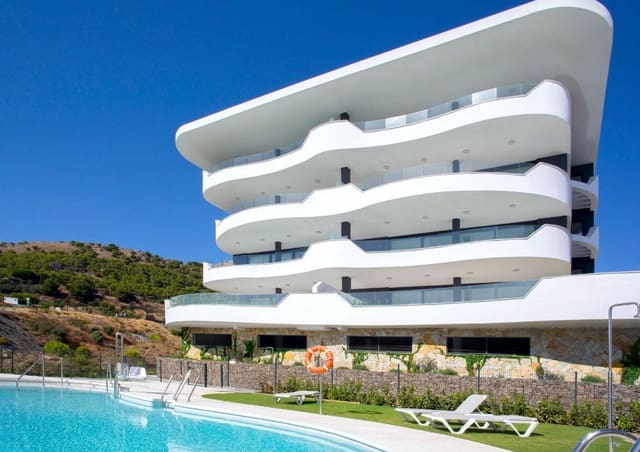2 quarto Apartamento para venda em Fuengirola com piscina garagem - 699 000 € (Ref: 9756445)