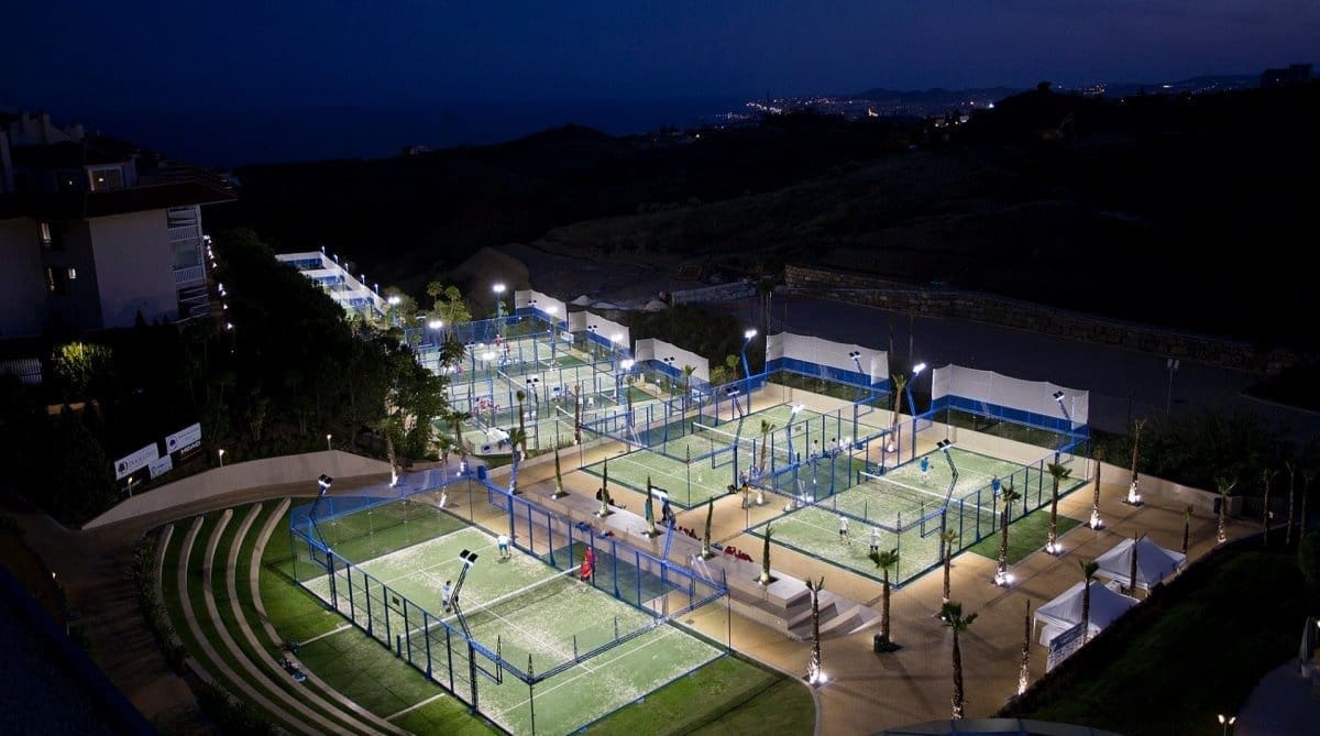 2 quarto Apartamento para venda em Fuengirola com piscina garagem - 699 000 € (Ref: 9756445)