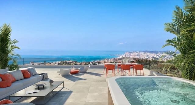 2 bedroom Apartment for sale in Fuengirola with pool garage - € 750,000 (Ref: 9756454)