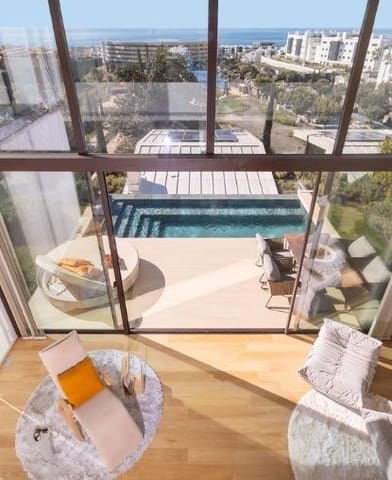 2 makuuhuone Kattohuoneisto myytävänä paikassa Carvajal, Fuengirola mukana uima-altaan 
autotalli - 2 750 000 € (Ref: 9756473)