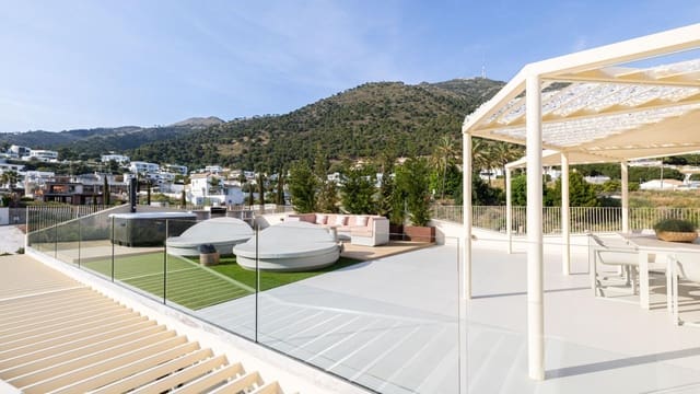 3 slaapkamer Penthouse te koop in Mijas met zwembad - € 1.071.000 (Ref: 9756480)