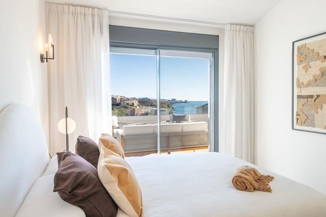 3 sovrum Takvåning till salu i Fuengirola med pool garage - 849 000 € (Ref: 9756481)