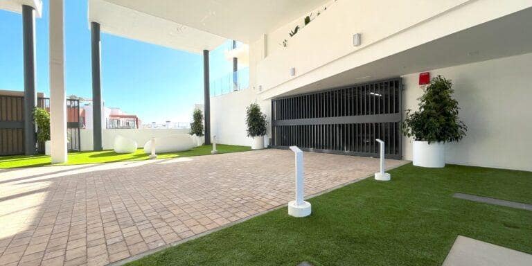 3 Zimmer Penthouse zu verkaufen in Fuengirola mit Pool Garage - 849.000 € (Ref: 9756481)