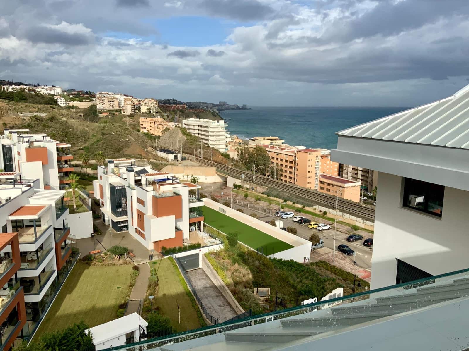 3 Zimmer Penthouse zu verkaufen in Fuengirola mit Pool Garage - 849.000 € (Ref: 9756481)