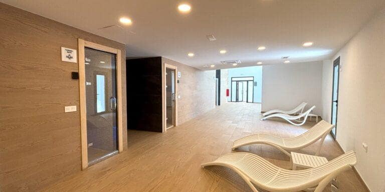 3 slaapkamer Penthouse te koop in Fuengirola met zwembad garage - € 849.000 (Ref: 9756482)