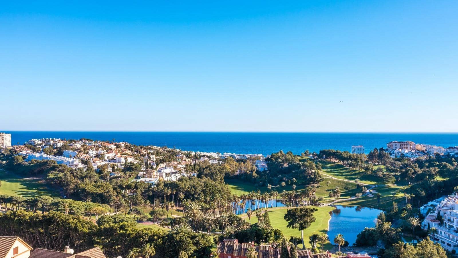 2 sypialnia Apartament na sprzedaż w Torrequebrada z basenem garażem - 590 000 € (Ref: 9756488)