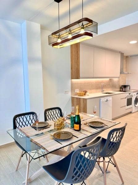 2 soverom Leilighet til salgs i Fuengirola med garasje - € 277 733 (Ref: 9756526)