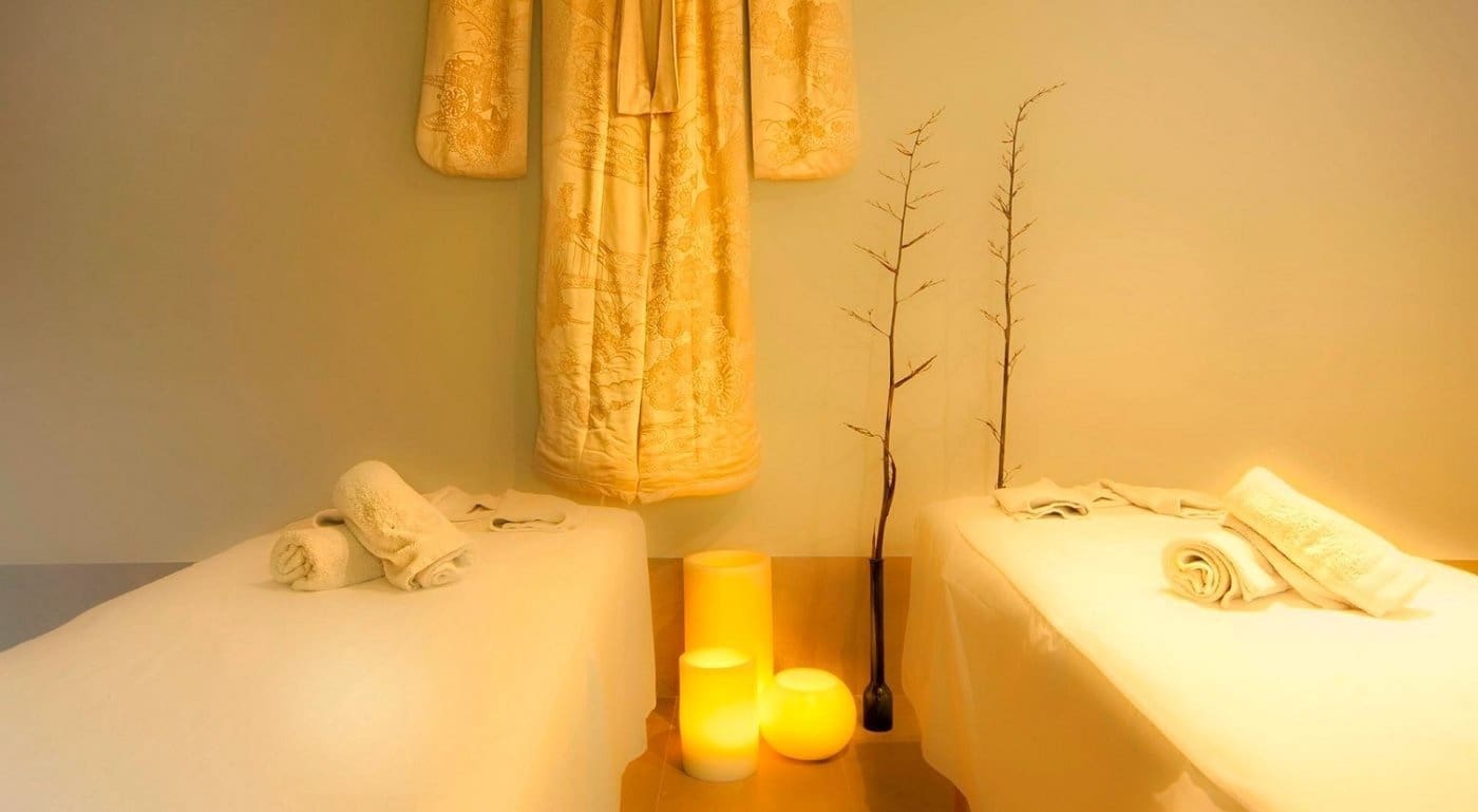 Ático de 3 habitaciones en Fuengirola en venta con piscina garaje - 1.825.000 € (Ref: 9756548)