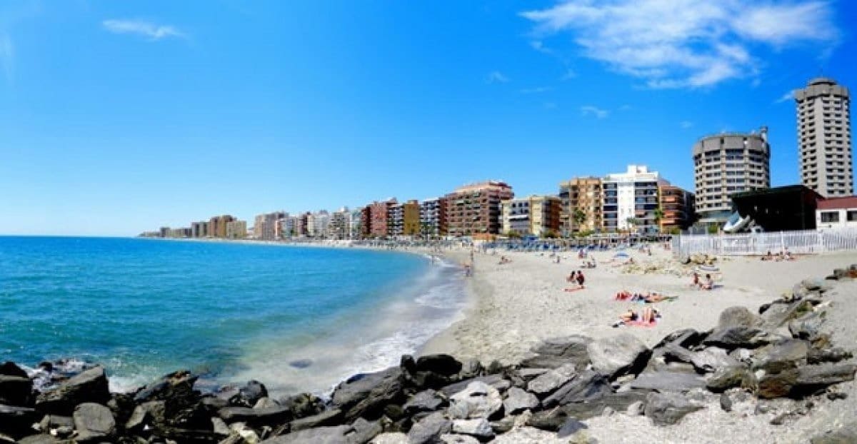 4 soverom Penthouse til salgs i Fuengirola med svømmebasseng garasje - € 1 100 000 (Ref: 9756560)