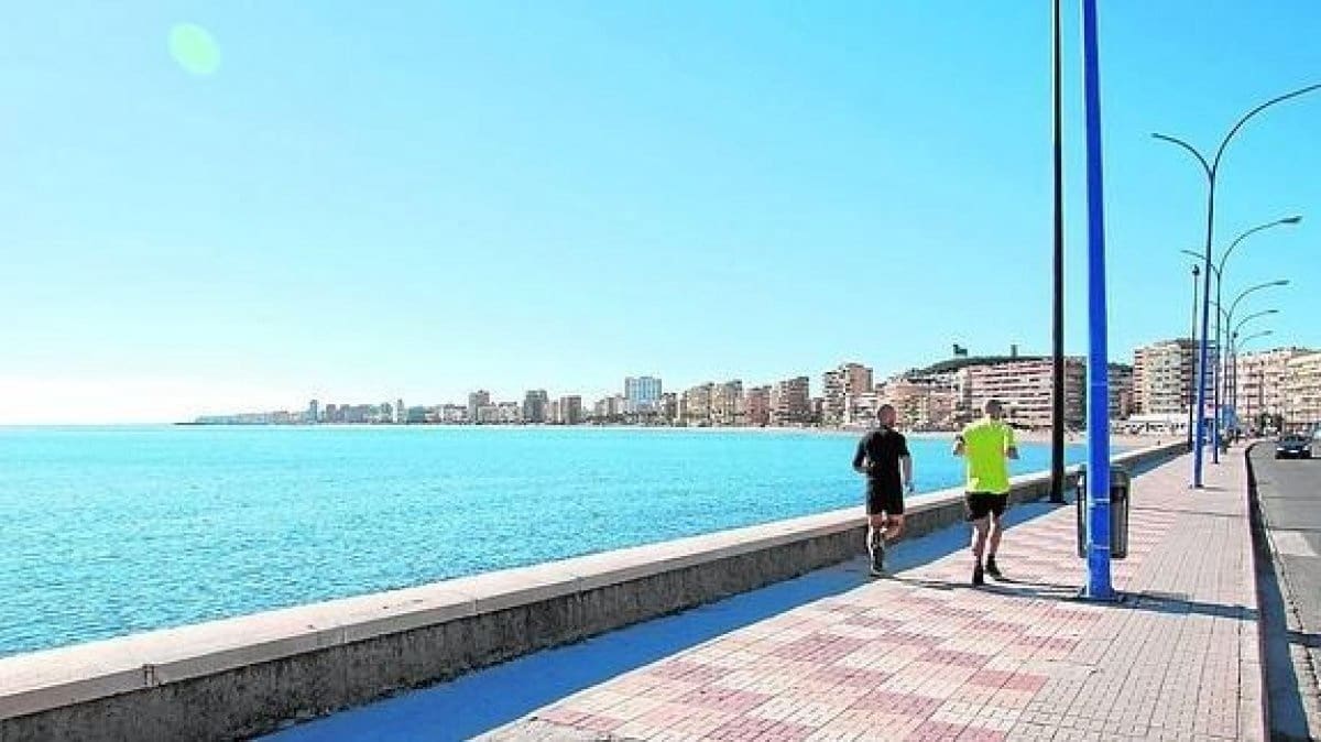 2 quarto Apartamento para venda em Fuengirola com piscina garagem - 462 000 € (Ref: 9756566)