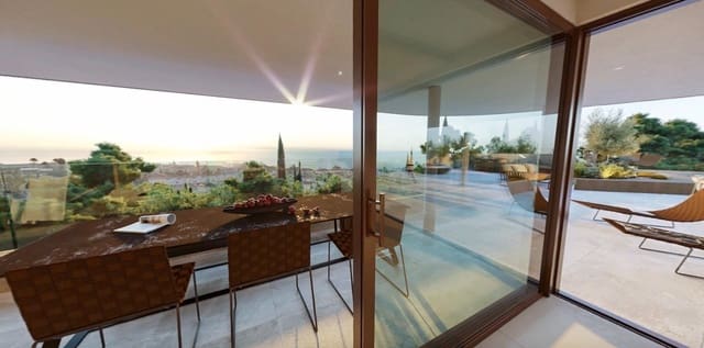 3 sypialnia Penthouse na sprzedaż w Carvajal, Fuengirola z basenem garażem - 1 685 000 € (Ref: 9756571)