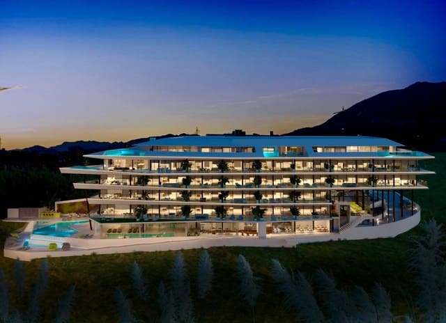 3 Zimmer Apartment zu verkaufen in Carvajal, Fuengirola mit Pool Garage - 1.019.000 € (Ref: 9756577)