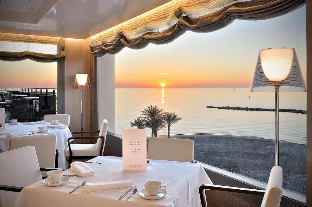 3 sypialnia Penthouse na sprzedaż w Torrequebrada z basenem garażem - 2 010 000 € (Ref: 9756600)