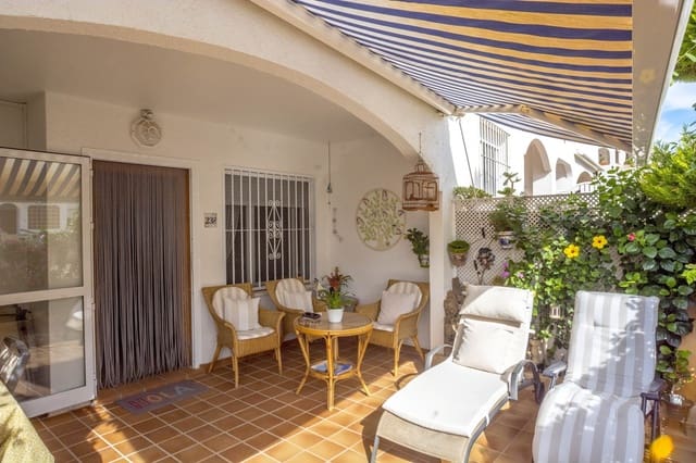 Apartamento de 2 habitaciones en Aguamarina, Orihuela en alquiler con piscina garaje - 1.500 € (Ref: 8546035)