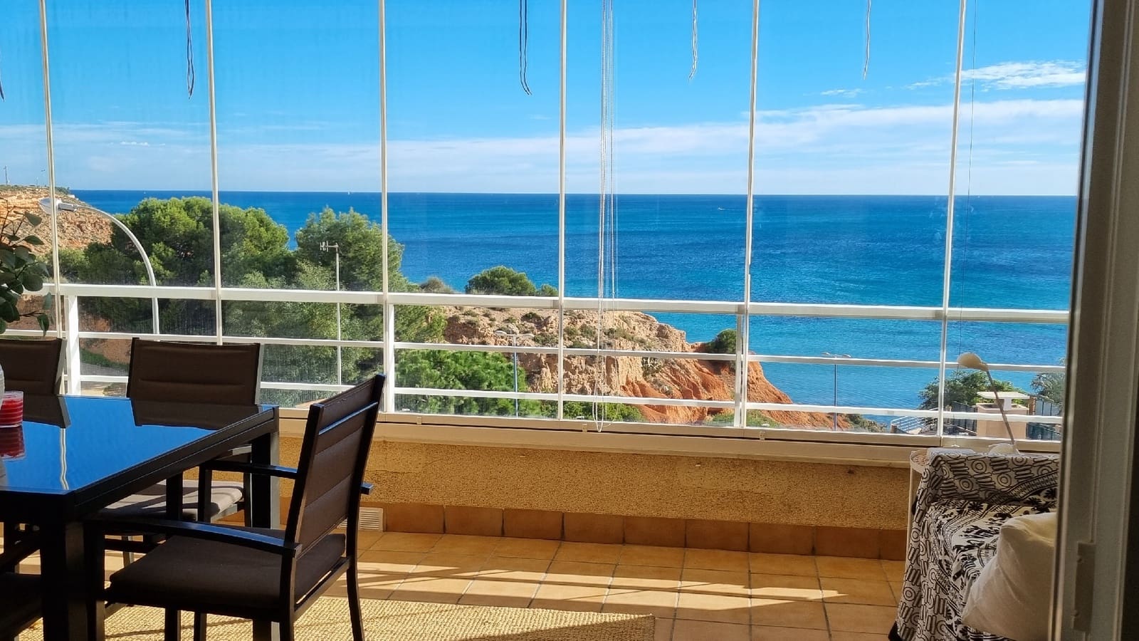 3 soveværelse Lejlighed til leje i Orihuela Costa med swimmingpool garage - € 1.950 (Ref: 8546041)