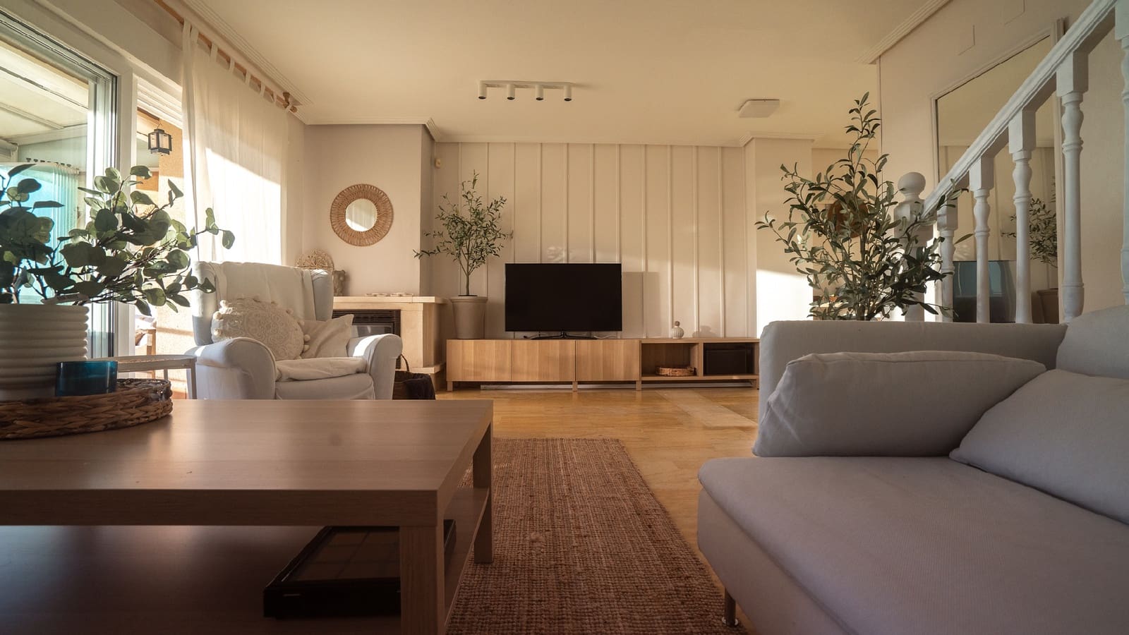 3 soveværelse Lejlighed til leje i Orihuela Costa med swimmingpool garage - € 1.950 (Ref: 8546041)