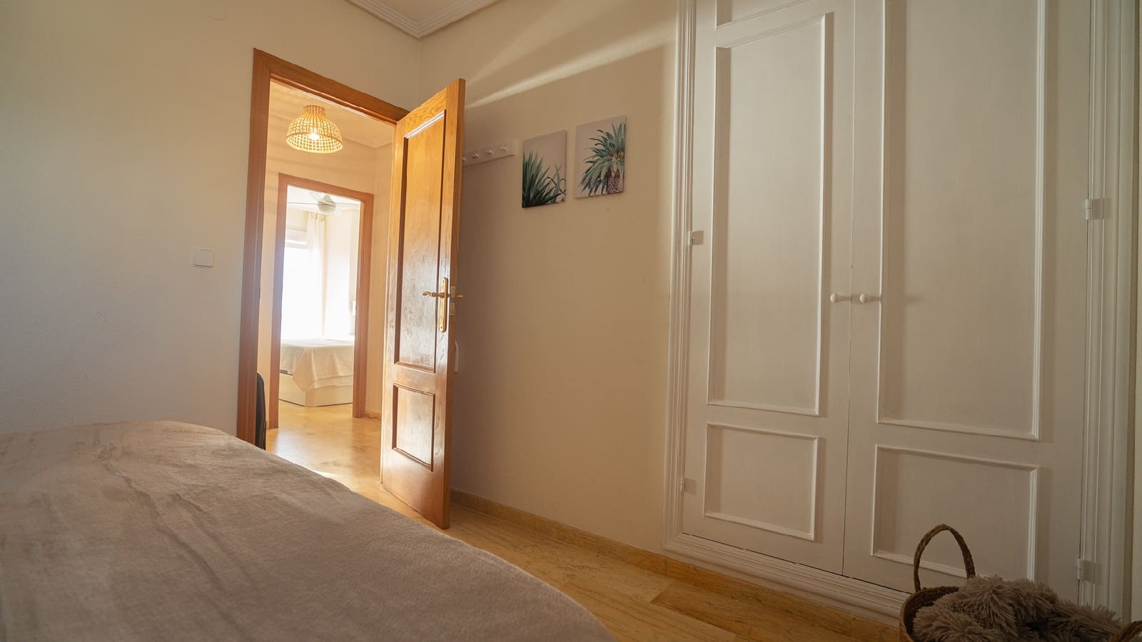 3 soveværelse Lejlighed til leje i Orihuela Costa med swimmingpool garage - € 1.950 (Ref: 8546041)