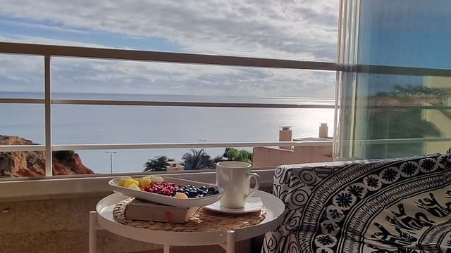 3 camera da letto Appartamento da affittare in Aguamarina, Orihuela con piscina garage - 1.950 € (Rif: 8546041)