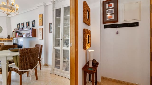 3 soveværelse Lejlighed til salg i Aguamarina, Orihuela med swimmingpool garage - € 369.000 (Ref: 8566832)