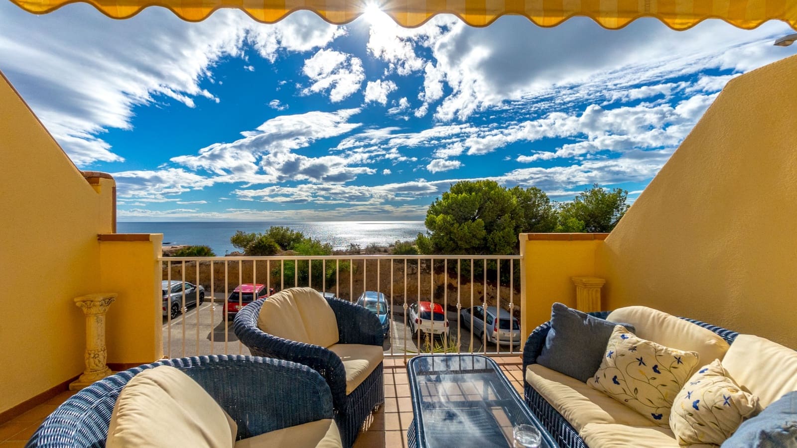 3 soveværelse Lejlighed til salg i Orihuela Costa med swimmingpool garage - € 369.000 (Ref: 8566832)