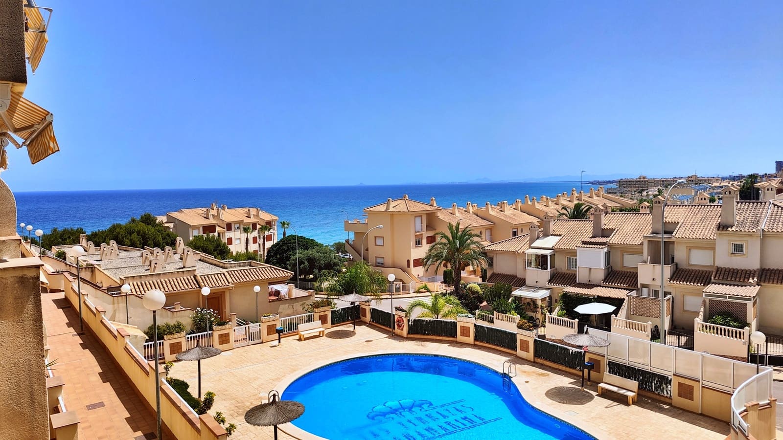 3 sypialnia Apartament na sprzedaż w Dehesa de Campoamor z basenem - 330 000 € (Ref: 9237769)