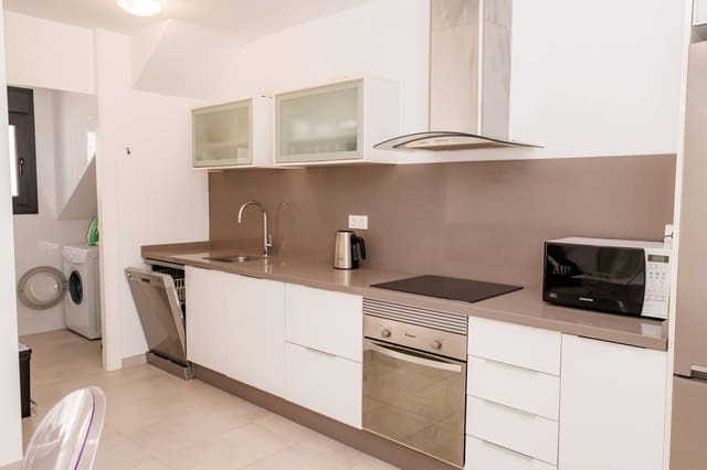 2 soverom Leilighet til leie i Pueblo Latino, Pilar de la Horadada med svømmebasseng garasje - € 1 000 (Ref: 9285689)