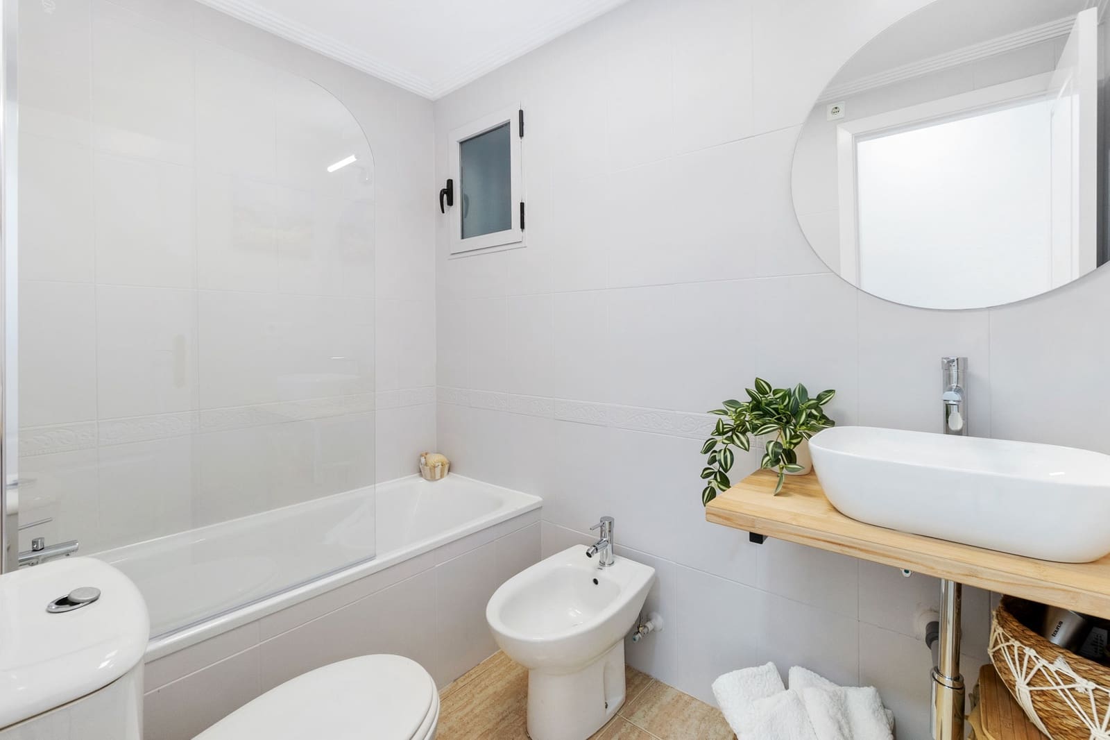 2 sypialnia Apartament do wynajęcia w Orihuela Costa z basenem garażem - 949 € (Ref: 9285718)