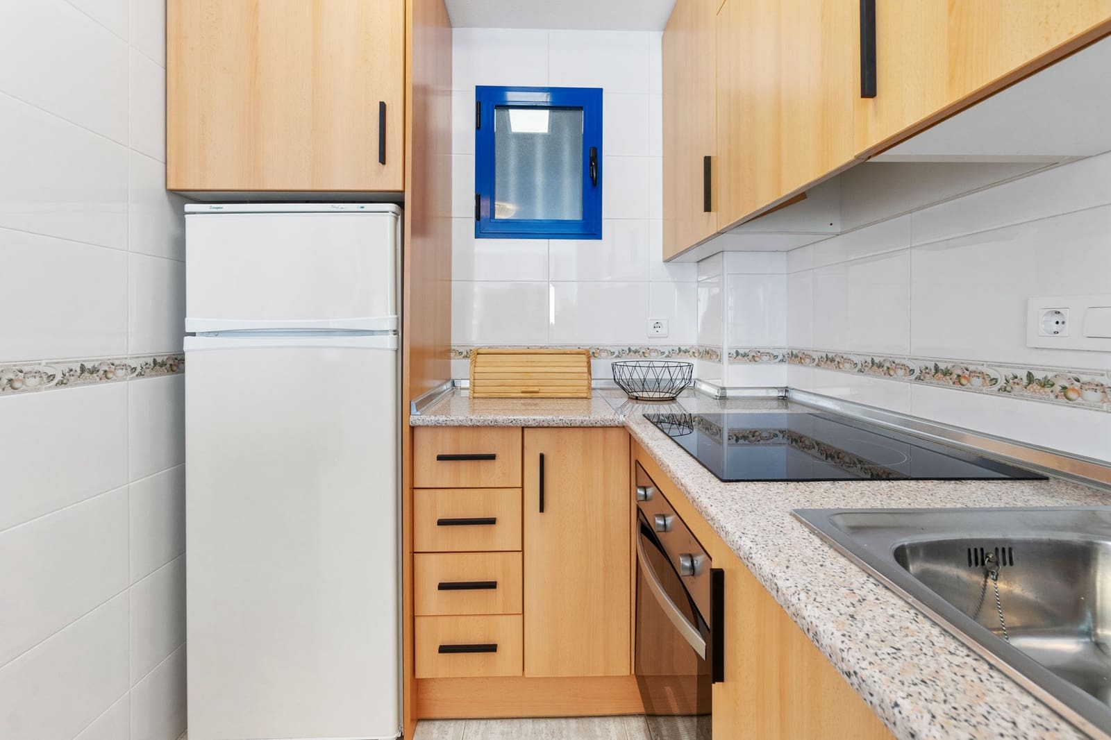 2 sypialnia Apartament do wynajęcia w Orihuela Costa z basenem garażem - 949 € (Ref: 9285718)