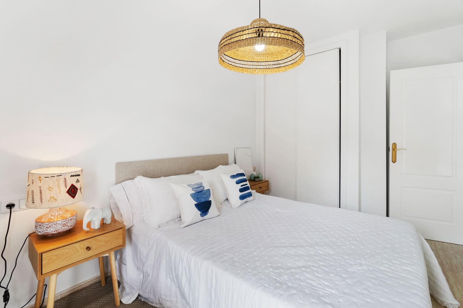 2 sypialnia Apartament do wynajęcia w Orihuela Costa z basenem garażem - 949 € (Ref: 9285718)