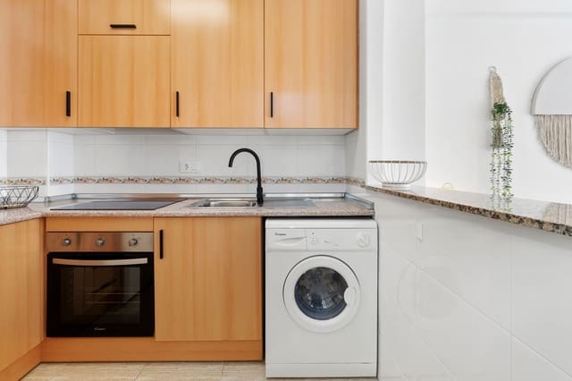 2 makuuhuone Huoneisto vuokrattavana paikassa Dehesa de Campoamor, Orihuela mukana uima-altaan 
autotalli - 949 € (Ref: 9285718)