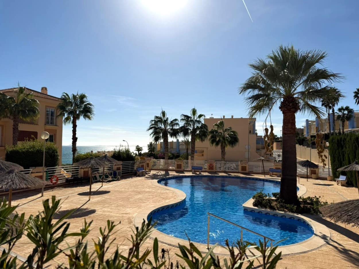 2 quarto Apartamento para arrendamento para férias em Dehesa de Campoamor com piscina - 900 € (Ref: 9415192)