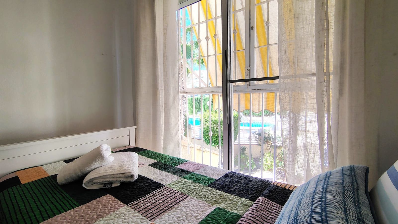 2 quarto Apartamento para arrendamento para férias em Dehesa de Campoamor com piscina - 900 € (Ref: 9415192)