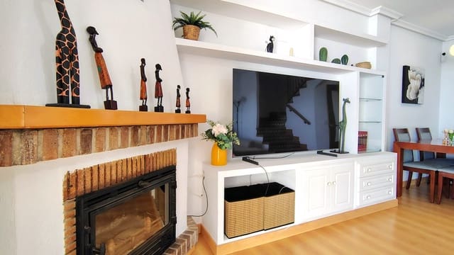 2 quarto Apartamento para arrendamento para férias em Dehesa de Campoamor, Orihuela com piscina - 900 € (Ref: 9415192)