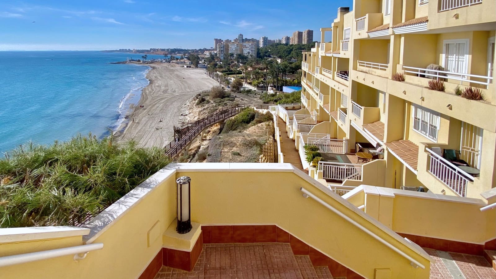 1 soveværelse Lejlighed til salg i Dehesa de Campoamor med swimmingpool garage - € 210.000 (Ref: 9656954)