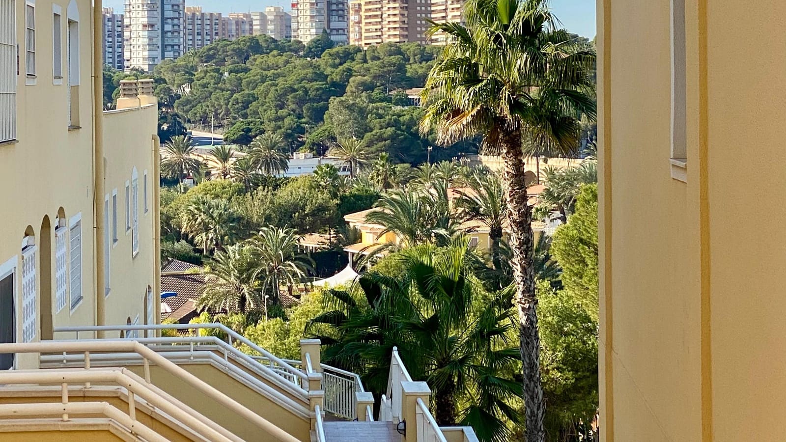 1 soveværelse Lejlighed til salg i Dehesa de Campoamor med swimmingpool garage - € 210.000 (Ref: 9656954)