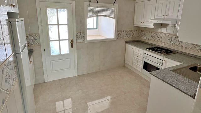 Bungalow de 2 habitaciones en Lomas de Campoamor - Las Ramblas, Orihuela en venta con piscina - 212.350 € (Ref: 9657856)