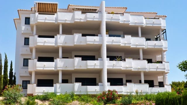 Apartamento de 2 habitaciones en Lomas de Campoamor - Las Ramblas, Orihuela en venta con piscina - 238.000 € (Ref: 9657857)