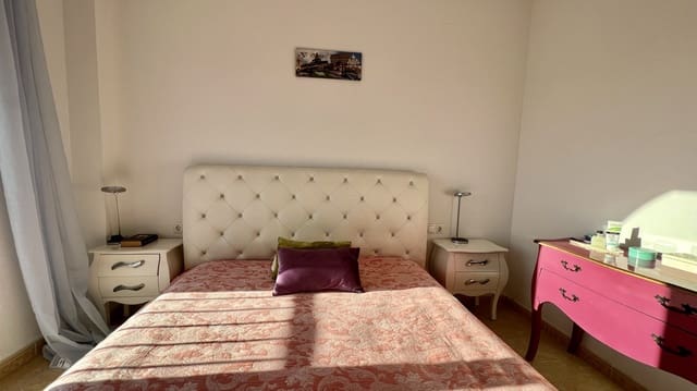 3 chambre Appartement à vendre à Dehesa de Campoamor, Orihuela avec piscine garage - 330 000 € (Ref: 9716786)