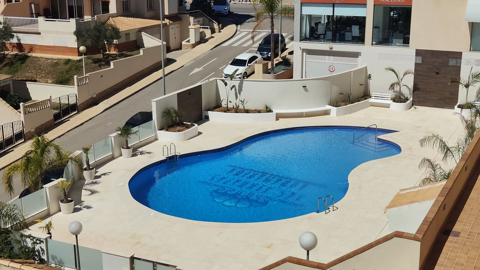 3 Zimmer Apartment zu verkaufen in Dehesa de Campoamor mit Pool Garage - 330.000 € (Ref: 9716786)