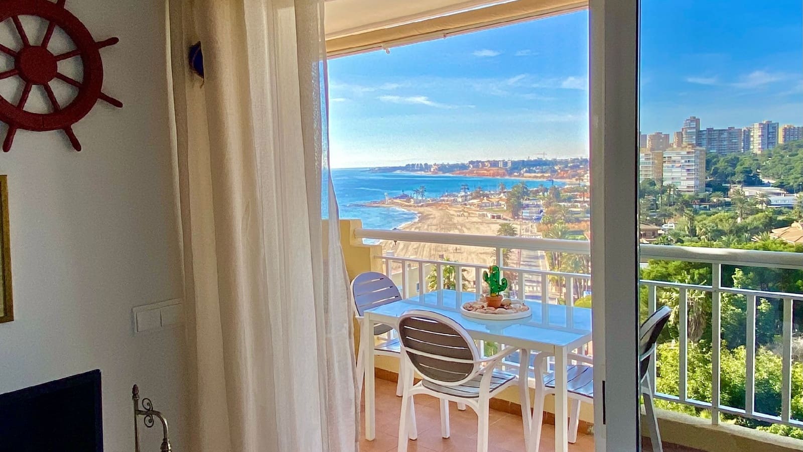 1 bedroom Beach Apartment for holiday rental in Orihuela Costa with pool - € 400 (Ref: 9826015)