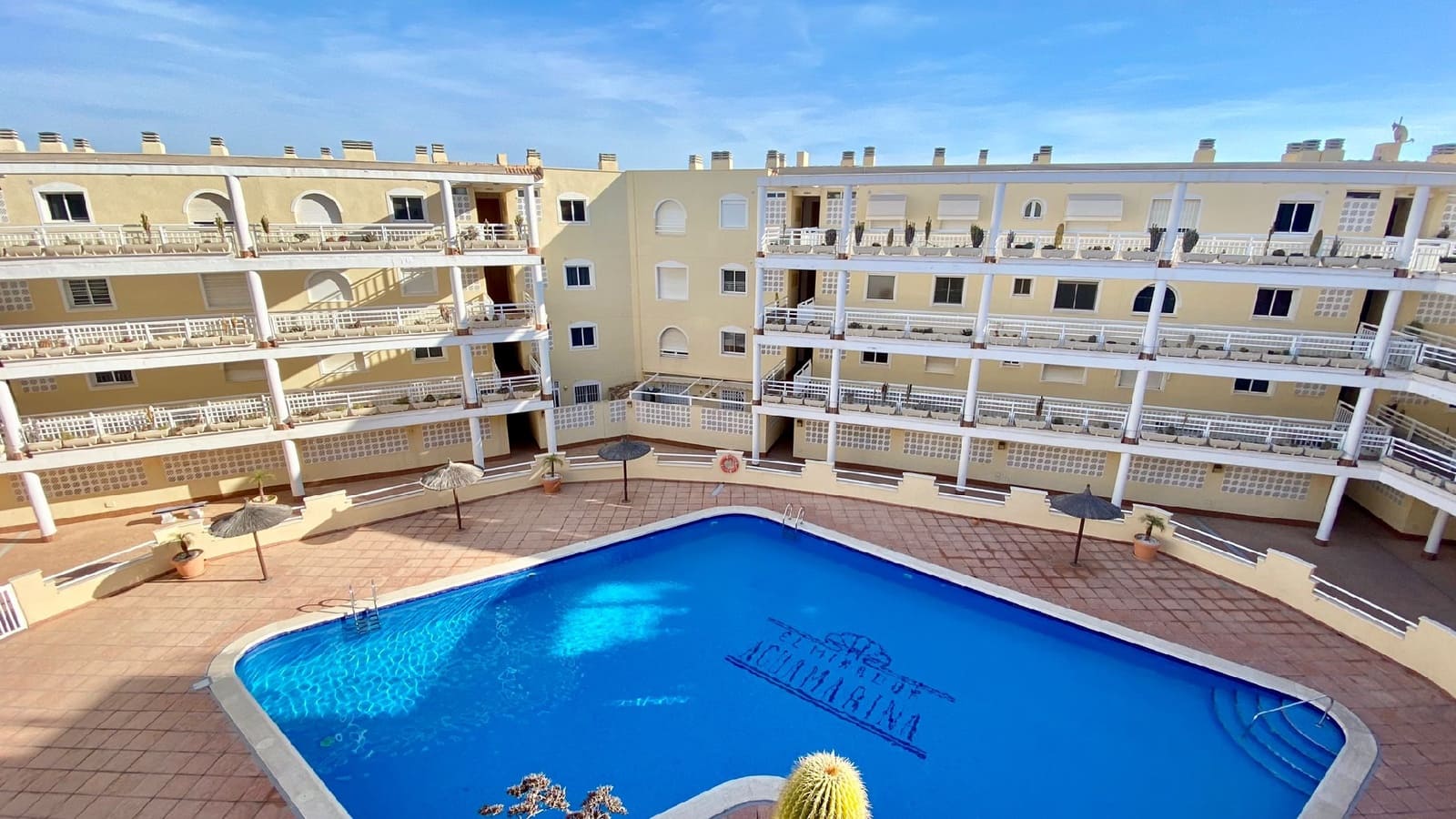 1 bedroom Beach Apartment for holiday rental in Orihuela Costa with pool - € 400 (Ref: 9826015)