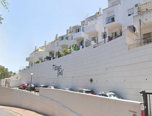 3 soveværelse Rækkehus til salg i Zona Centro Comercial Torrequebrada, Benalmádena med swimmingpool garage - € 350.000 (Ref: 9165766)