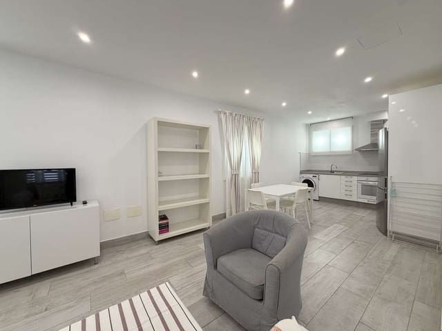 2 sypialnia Mieszkanie do wynajęcia w Puerto del Carmen, Tías z basenem - 1 400 € (Ref: 10006134)