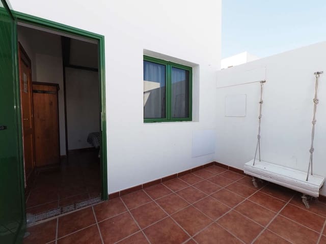 2 sovrum Lägenhet till salu i Caleta de Famara, Teguise - 350 000 € (Ref: 10016980)
