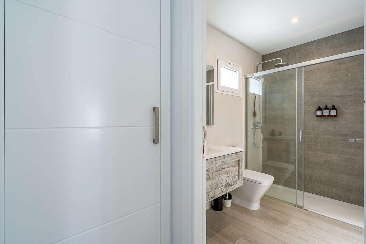 2 quarto Moradia Geminada para venda em Costa Teguise com piscina garagem - 375 000 € (Ref: 10020018)