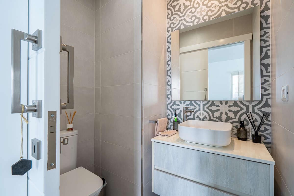 2 quarto Moradia Geminada para venda em Costa Teguise com piscina garagem - 375 000 € (Ref: 10020018)