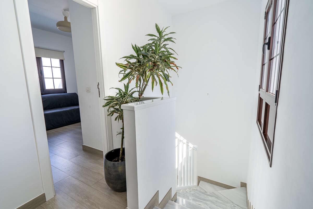 2 quarto Moradia Geminada para venda em Costa Teguise com piscina garagem - 375 000 € (Ref: 10020018)